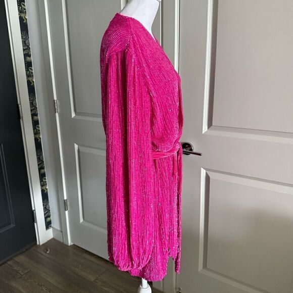 NWT Retrofete Sequins Beaded Gabrielle Robe Wrap Dress in Hot Pink Size M - Picture 3 of 10